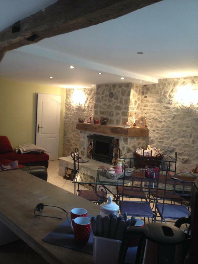 Chaleureux Appartement Nantua Eksteriør billede